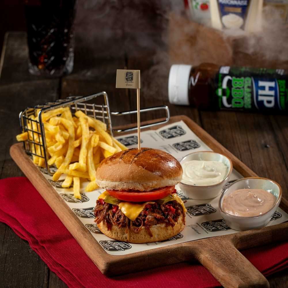 BBQ SOSLU TİFTİK BURGER